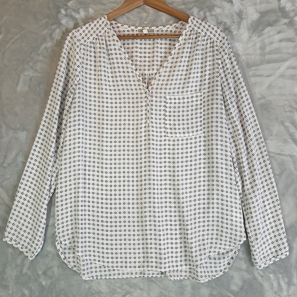 Pleione Tops - Pleione Split Neck Blouse L White Black Geometric Henley Long Sleeve WQZ59331